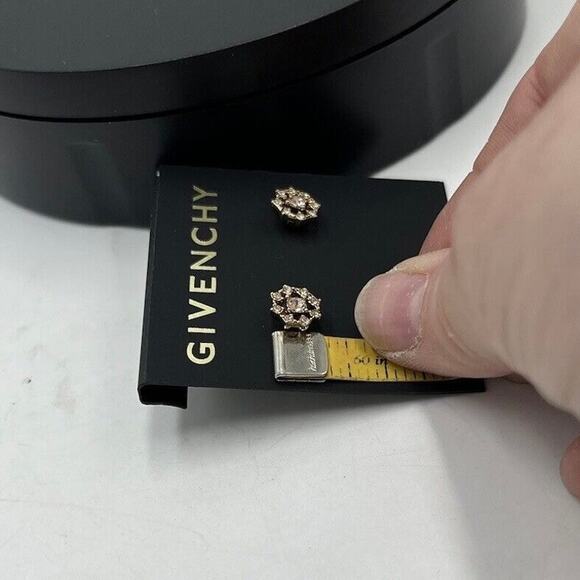 Givenchy Gold Tone Small Round Starburst Stud Pierced Earrings New - Picture 8 of 11
